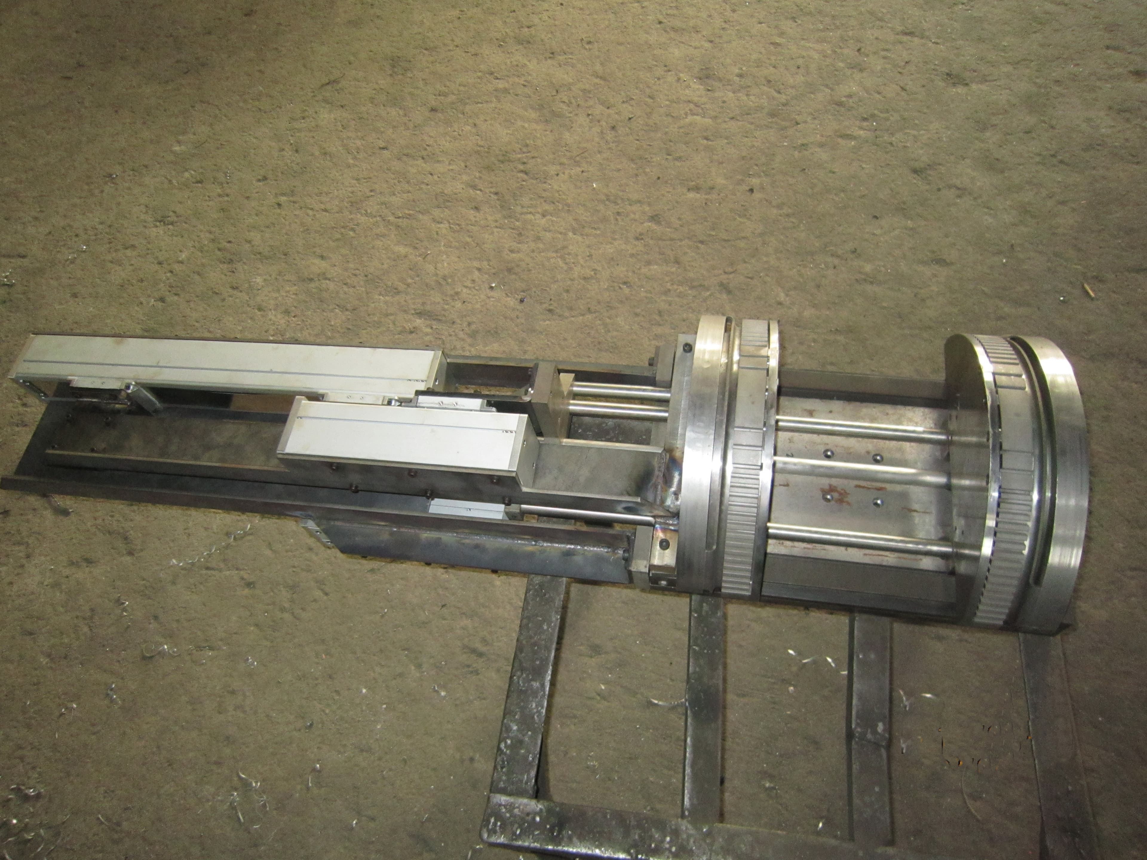 Пресс-формы для шин - изображение 39, детальный вид оборудования