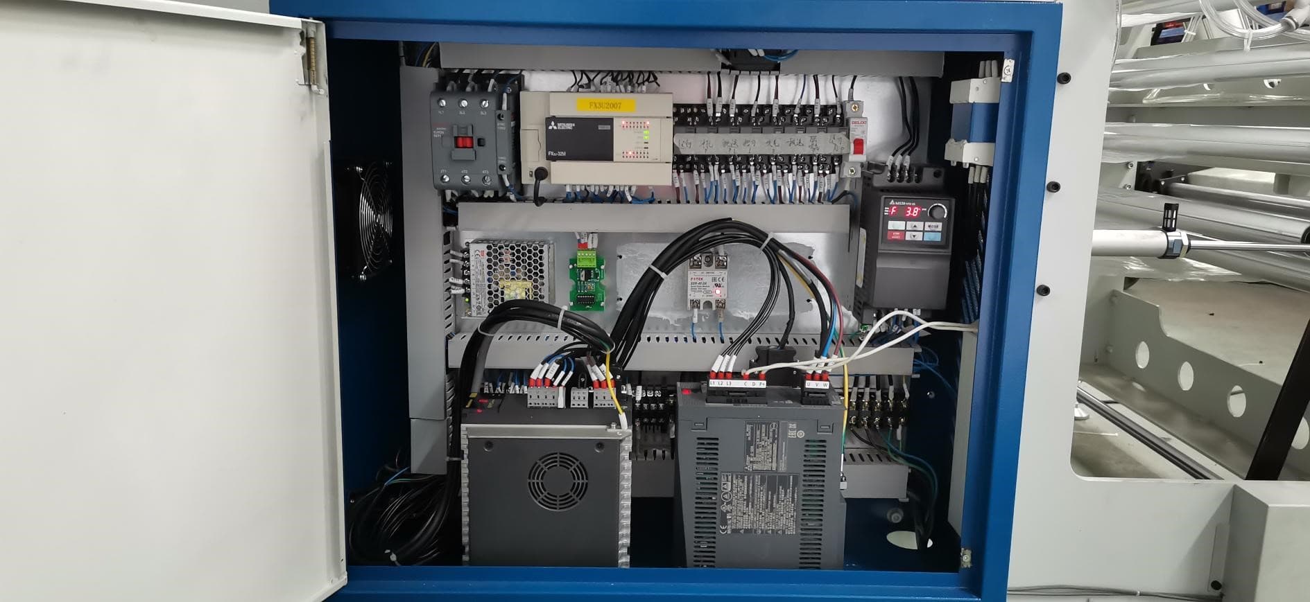 Машина по производству термоусадочных пакетов - изображение 6, termousadochnie-paketi-liniya-shitok.jpg