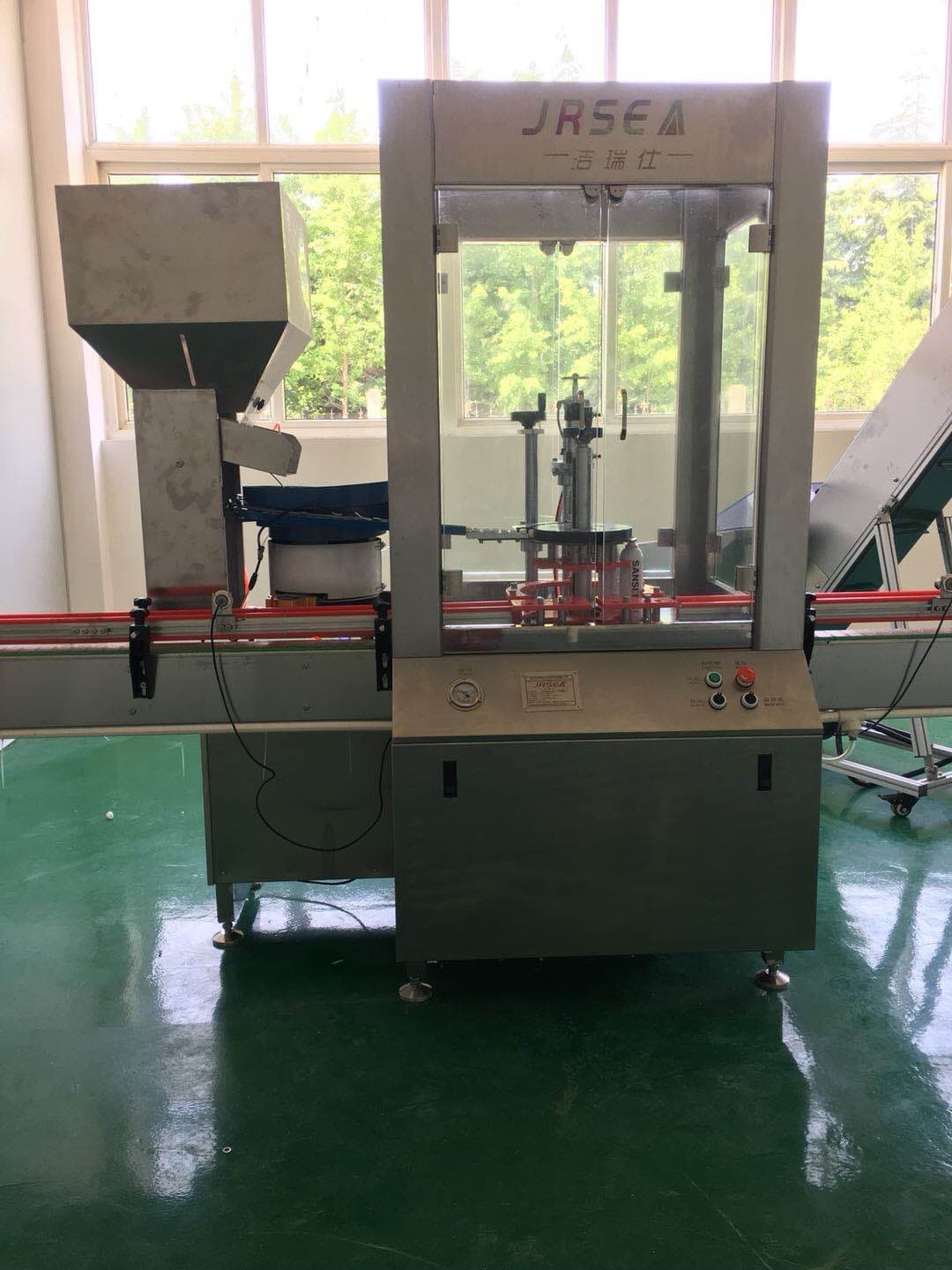 Автоматическая линия для наполнения аэрозольных баллонов - изображение 6, Устройство нанесения распыляющей головки