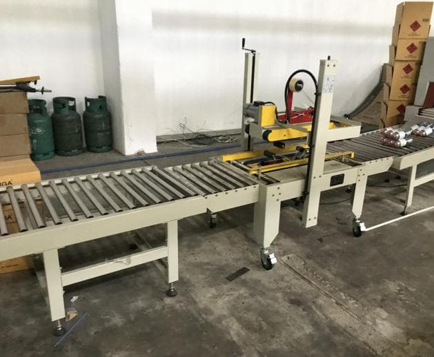 Линия для наполнения баллонов с туристическим газом - изображение 23, Полуавтоматическое устройство запечатывания коробки