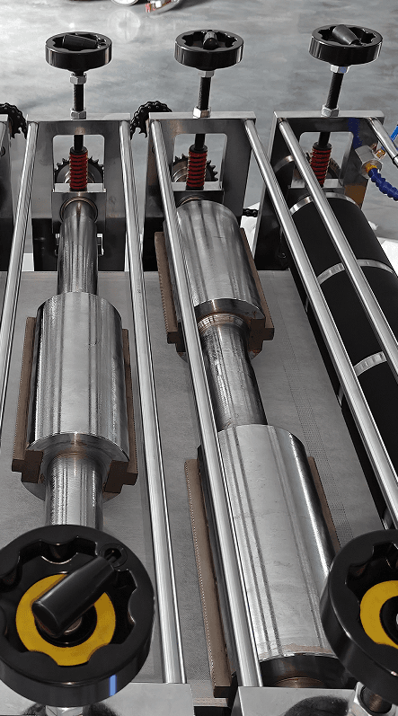 Оборудование для производства нарукавников из нетканого материала - изображение 10, детальный вид оборудования