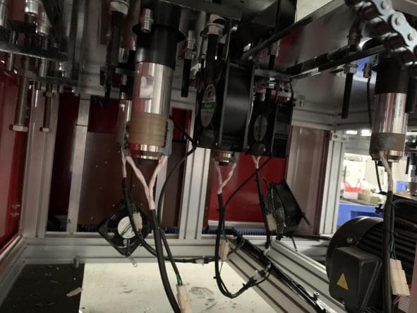 Оборудование для производства нарукавников из нетканого материала - изображение 14, детальный вид оборудования