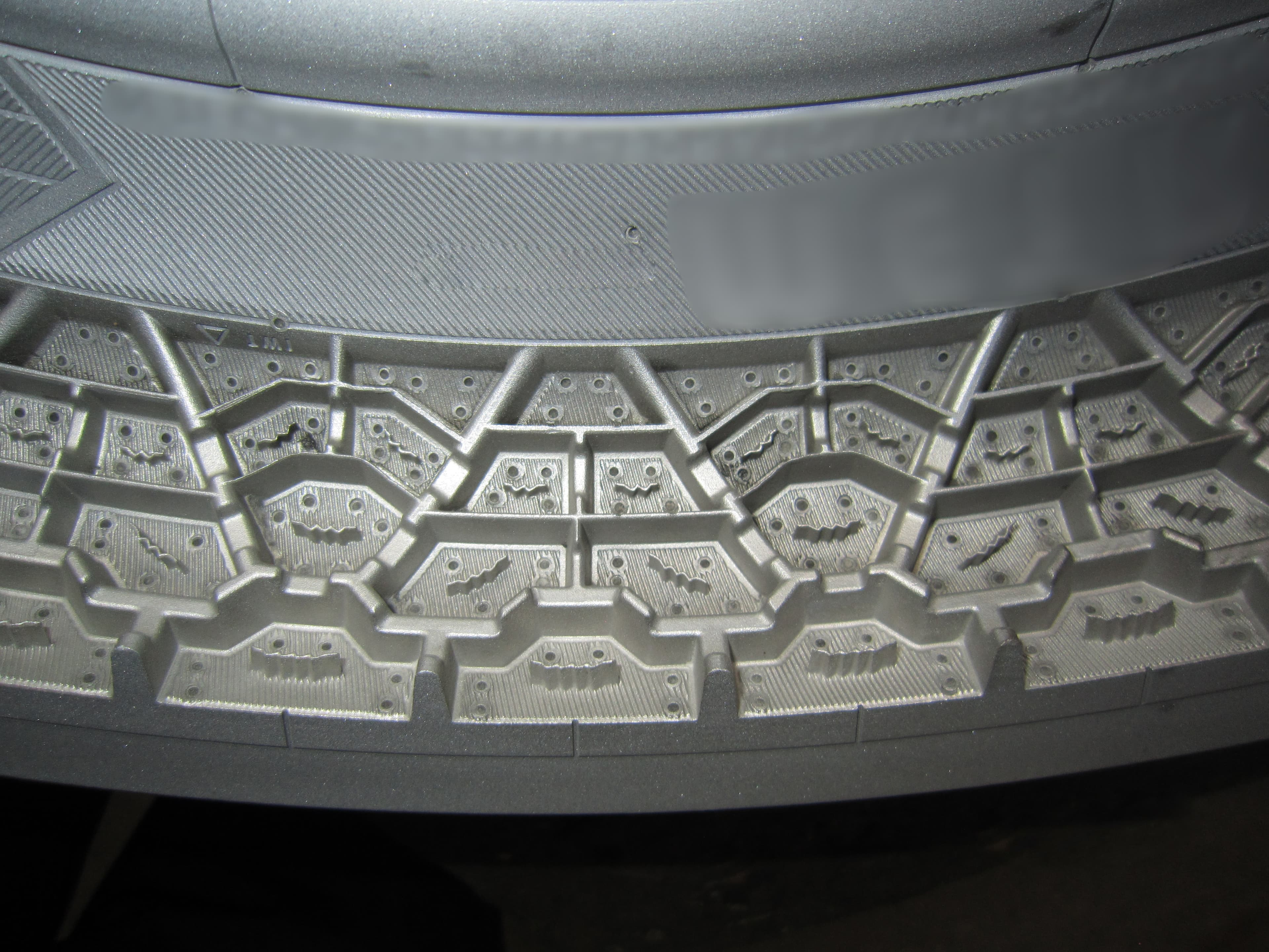 Пресс-формы для шин - изображение 2, детальный вид оборудования