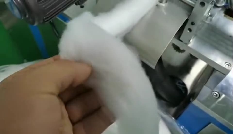 Оборудование для производства медицинских ватных палочек из искусственного волокна и упаковки по одной штуке - изображение 6, детальный вид оборудования