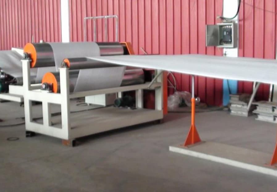 Линия для производства листов из вспененного полиэтилена - изображение 1, детальный вид оборудования