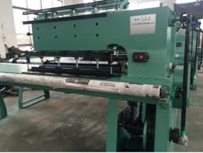 Ткацкий станок для производства искусственного газона - изображение 1, детальный вид оборудования