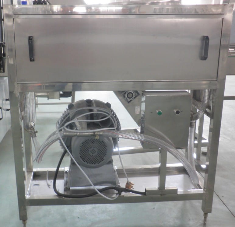 Линия для розлива соков в стеклянные бутылки - изображение 2, детальный вид оборудования