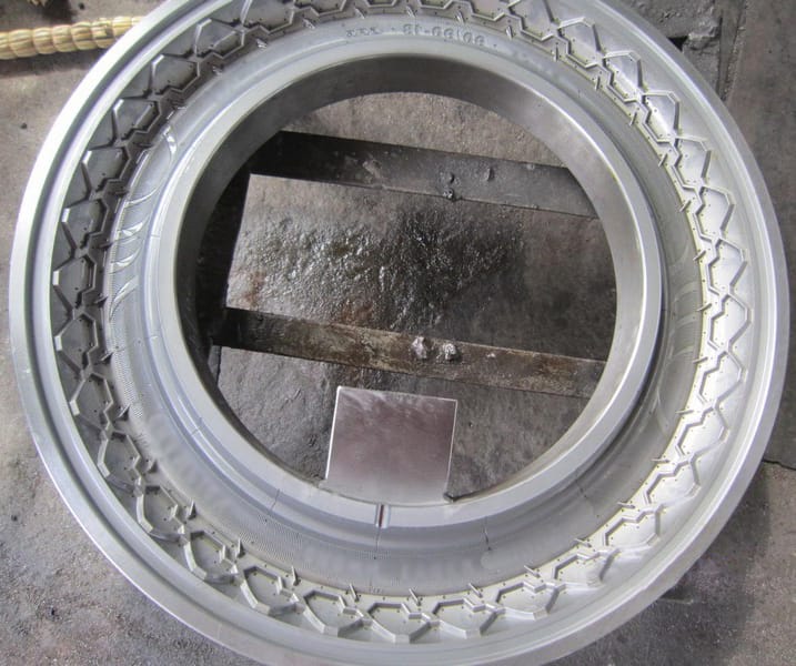 Пресс-формы для шин - изображение 11, детальный вид оборудования