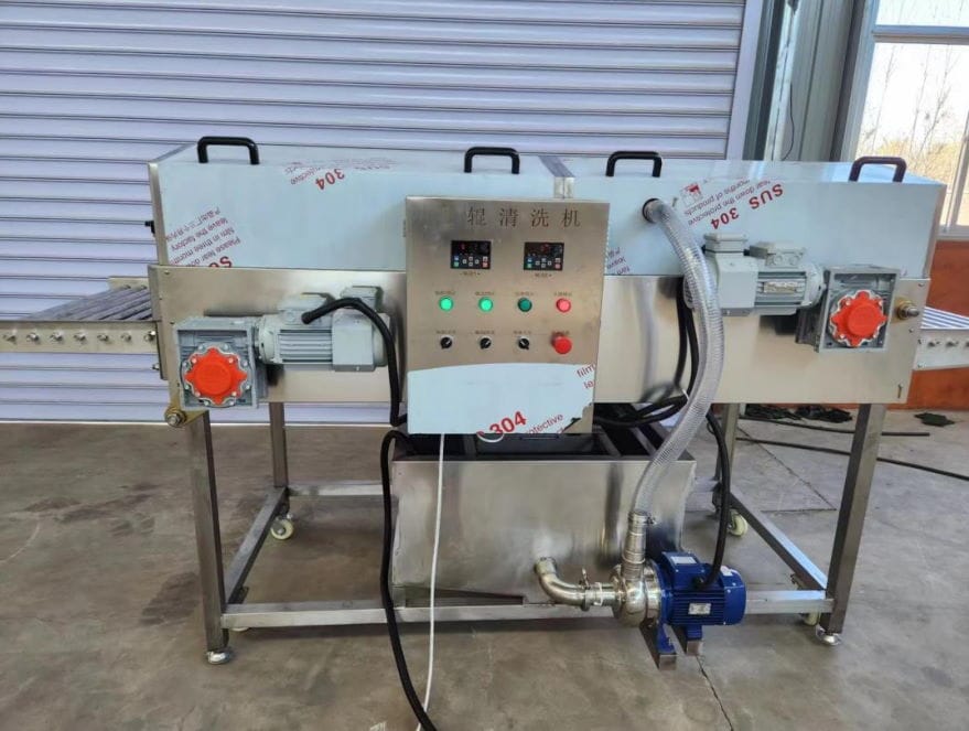 Линия для мойки картофеля и моркови - изображение 5, Очистное оборудование с валиками для волосков