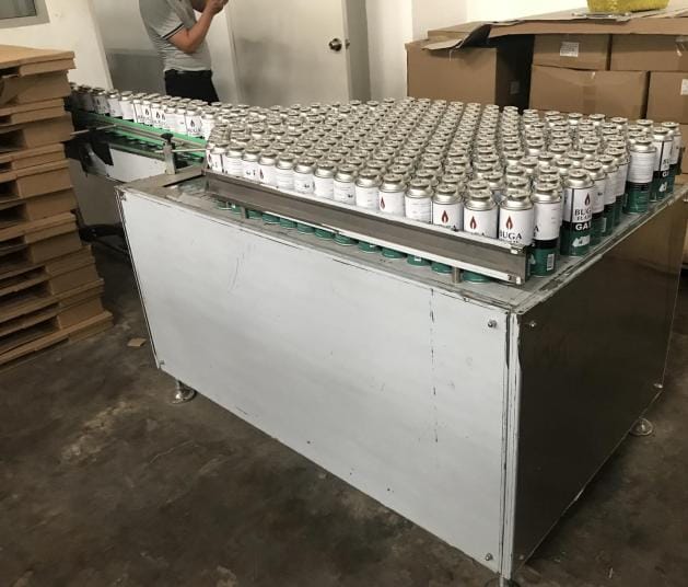 Линия для наполнения баллонов с туристическим газом - изображение 14, Автоматическое устройство упорядочивания баллонов