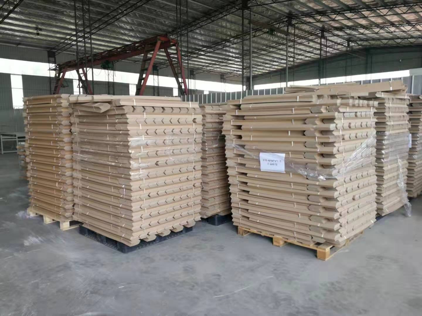 Изображение продукта: Оборудование для производства защитных картонных уголков