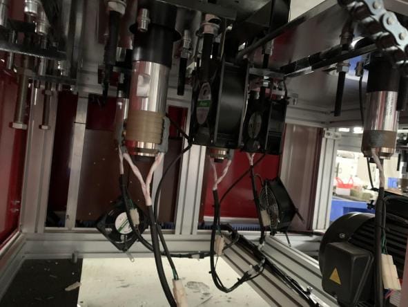 Оборудование для производства нарукавников из нетканого материала - изображение 14, детальный вид оборудования