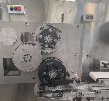 Автоматическая машина WN-WJ1050 для производства упаковочной бумаги в рулонах - изображение 3, детальный вид оборудования