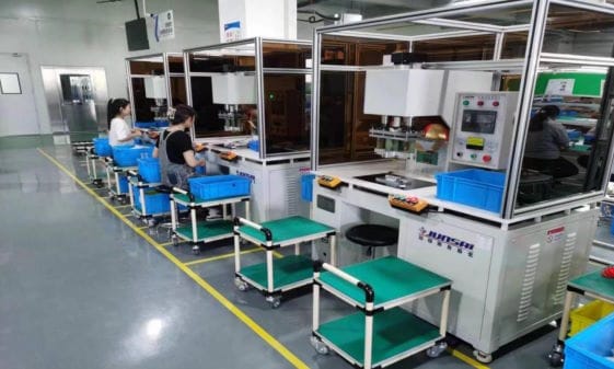 Полуавтоматическая линия по производству мочеприемников - изображение 1, детальный вид оборудования