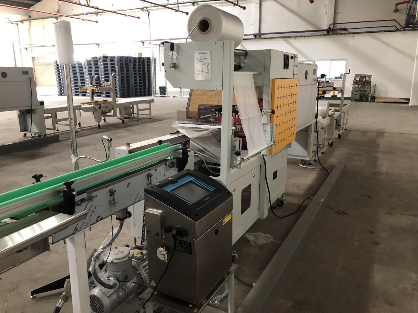 Линия для наполнения баллонов с туристическим газом - изображение 11, детальный вид оборудования