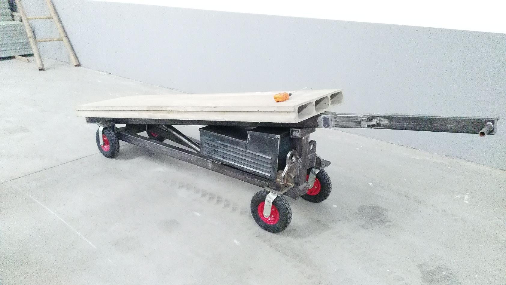 Оборудование для производства пустотелых цементных панелей - изображение 5, детальный вид оборудования