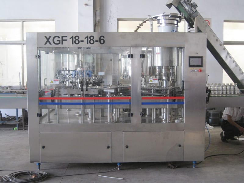 Линия для розлива соков в стеклянные бутылки - изображение 1, детальный вид оборудования