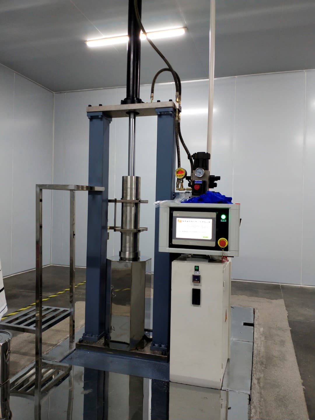 Линия по производству ленты ФУМ - изображение 3, Интеллектуальный преформер (вертикальная конструкция)