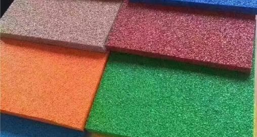 Изображение продукта: Оборудование для производства плитки из резиновой крошки